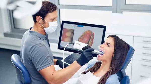 intraoral scanner